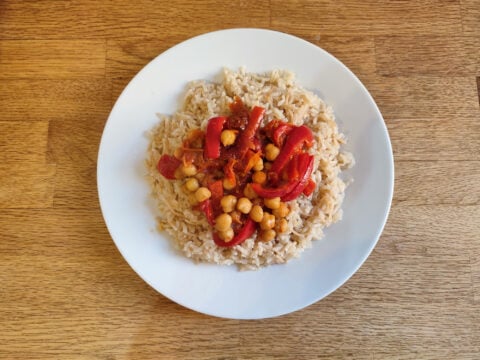 Spiced Chickpea Grain Bowl
